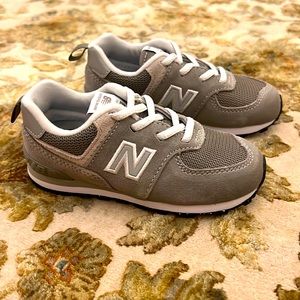 Toddler Boy New Balance Tennis Shoes Trainers LIKE NEW 👟